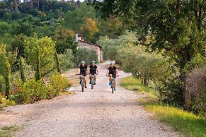 Hu Norcenni Girasole Village