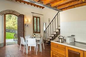 Hu Norcenni Girasole Village