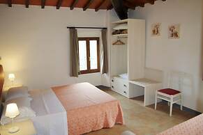 Hu Norcenni Girasole Village