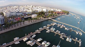 Real Marina Residence