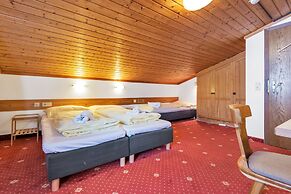 Hotel Pinzgauerhof by Skinetworks