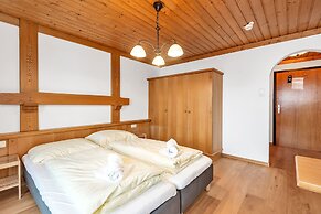 Hotel Pinzgauerhof by Skinetworks