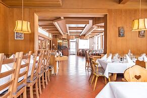 Hotel Pinzgauerhof by Skinetworks