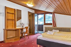 Hotel Pinzgauerhof by Skinetworks