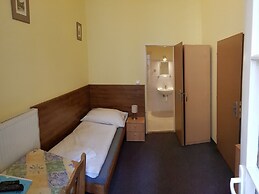 U Dvou Zlatych Klicu