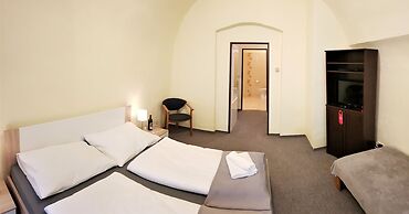 U Dvou Zlatych Klicu