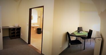 U Dvou Zlatych Klicu