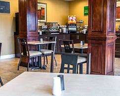 Comfort Inn & Suites Franklin East