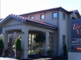 Terra Vive Luxury Suites & Apartments