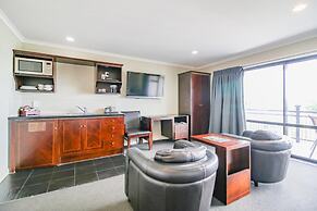 Aotea Motor Lodge