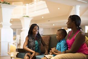 Cedar Point's Hotel Breakers