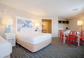 Cedar Point's Hotel Breakers