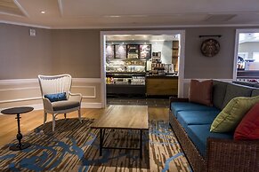 Cedar Point's Hotel Breakers