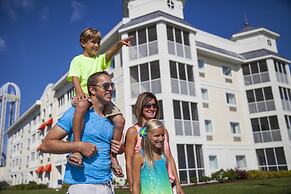 Cedar Point's Hotel Breakers