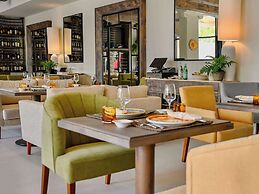 Sofitel Bahrain Zallaq Thalassa Sea & Spa