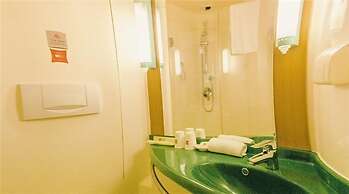 ibis Chengdu Yongfeng Hotel