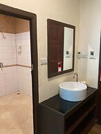 Lanta Klong Nin Beach Resort