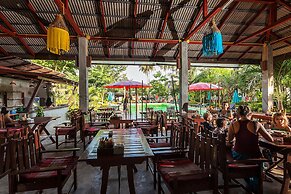 Lanta Klong Nin Beach Resort