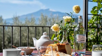 Agriturismo San Cataldo Farm Home