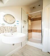 OYO Lina Guest House