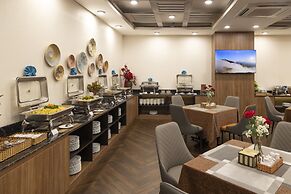 Viet Lotus Saigon Hotel