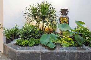 Viet Lotus Saigon Hotel