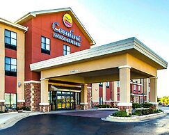 Comfort Inn & Suites Shawnee North near I-40