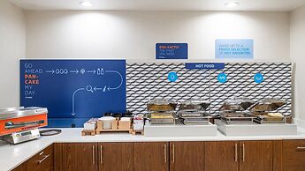 Holiday Inn Express Hotel & Suites Twentynine Palms by IHG