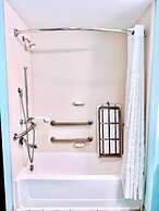 Super 8 by Wyndham Pennsville/Wilmington