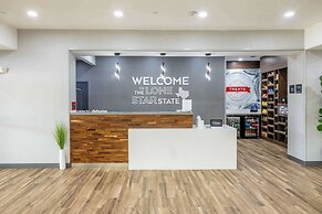 Hampton Inn & Suites Cleburne