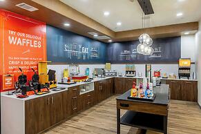 Hampton Inn & Suites Cleburne