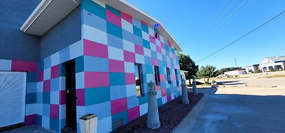 Dragonfly Inn and Suites