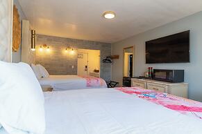 Dragonfly Inn and Suites