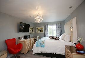 Dragonfly Inn and Suites