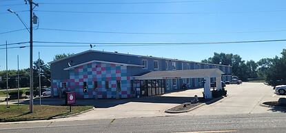 Dragonfly Inn and Suites