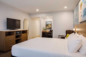 Ayres Hotel & Spa Moreno Valley
