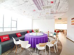 ibis Chengdu Kehua Hotel