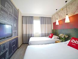 ibis Chengdu Kehua Hotel