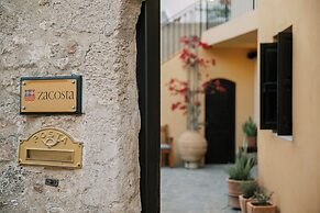 Zacosta Villa Hotel