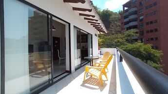 Travelers Apartamentos & Suites Castellón de Juanambú