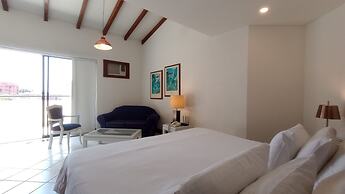 Travelers Apartamentos & Suites Castellón de Juanambú