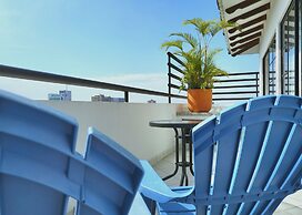 Travelers Apartamentos & Suites Castellón de Juanambú