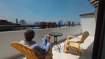 Travelers Apartamentos & Suites Castellón de Juanambú