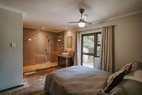 Thunzi Bush Lodge