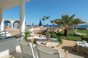Pyrgos Beach Hotel Apartments