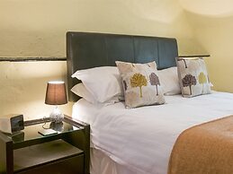 Gwesty Minffordd Hotel