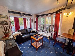 Gwesty Minffordd Hotel