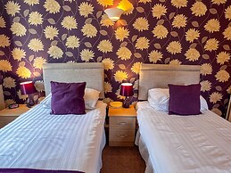 Gwesty Minffordd Hotel