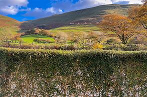 Gwesty Minffordd Hotel