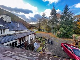 Gwesty Minffordd Hotel